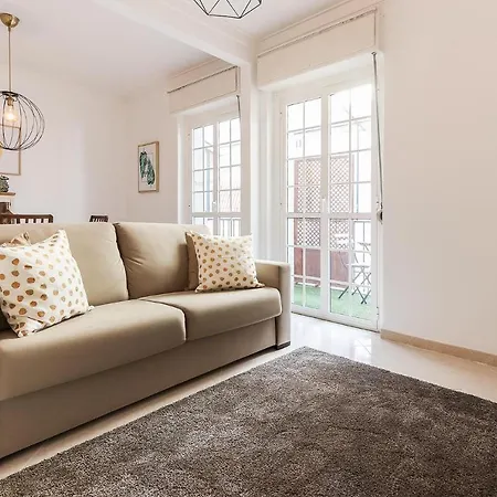 Principe Real Balcony By Homing Lissabon