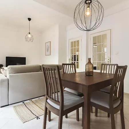 Principe Real Balcony By Homing * ליסבון