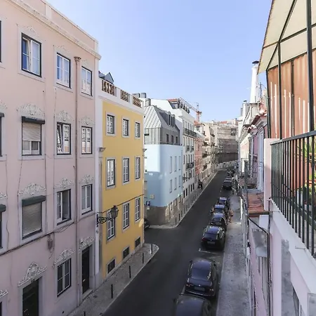 Apartment Principe Real Balcony By Homing